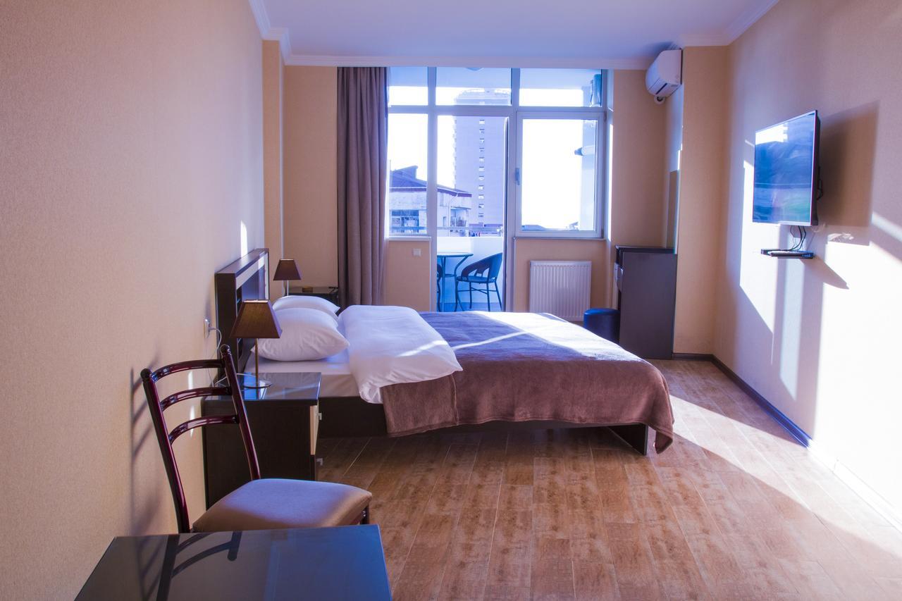 Pirosmani Mini Hotel Batumi Exteriér fotografie